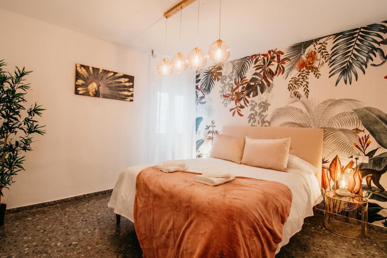 Tuguest Maria Luisa Apartment グラナダ エクステリア 写真